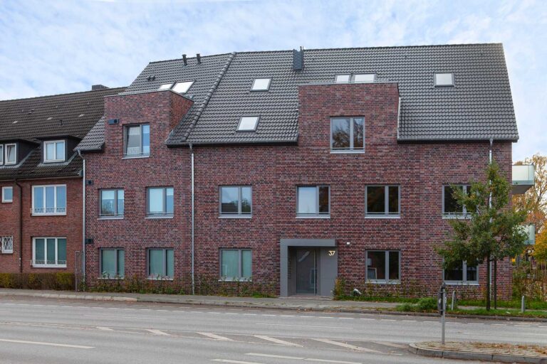 Eingangsbereich– Vielfältiger Wohnungsbau in HH-Sasel, © Andrea Kumm Vielfältiger Wohnungsbau in HH-Sasel, Eingangsbereich
