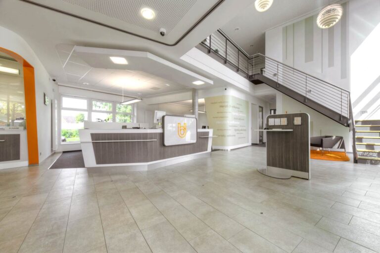 Tresen Neubau Union-Bank Harrislee, © Dirk Egelkamp Neubau Union-Bank Harrislee, Tresen