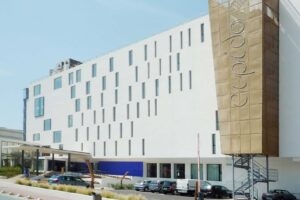 Modernisierung und Umbau Hotel, Nordansicht Nordansicht, Modernisierung und Umbau Hotel