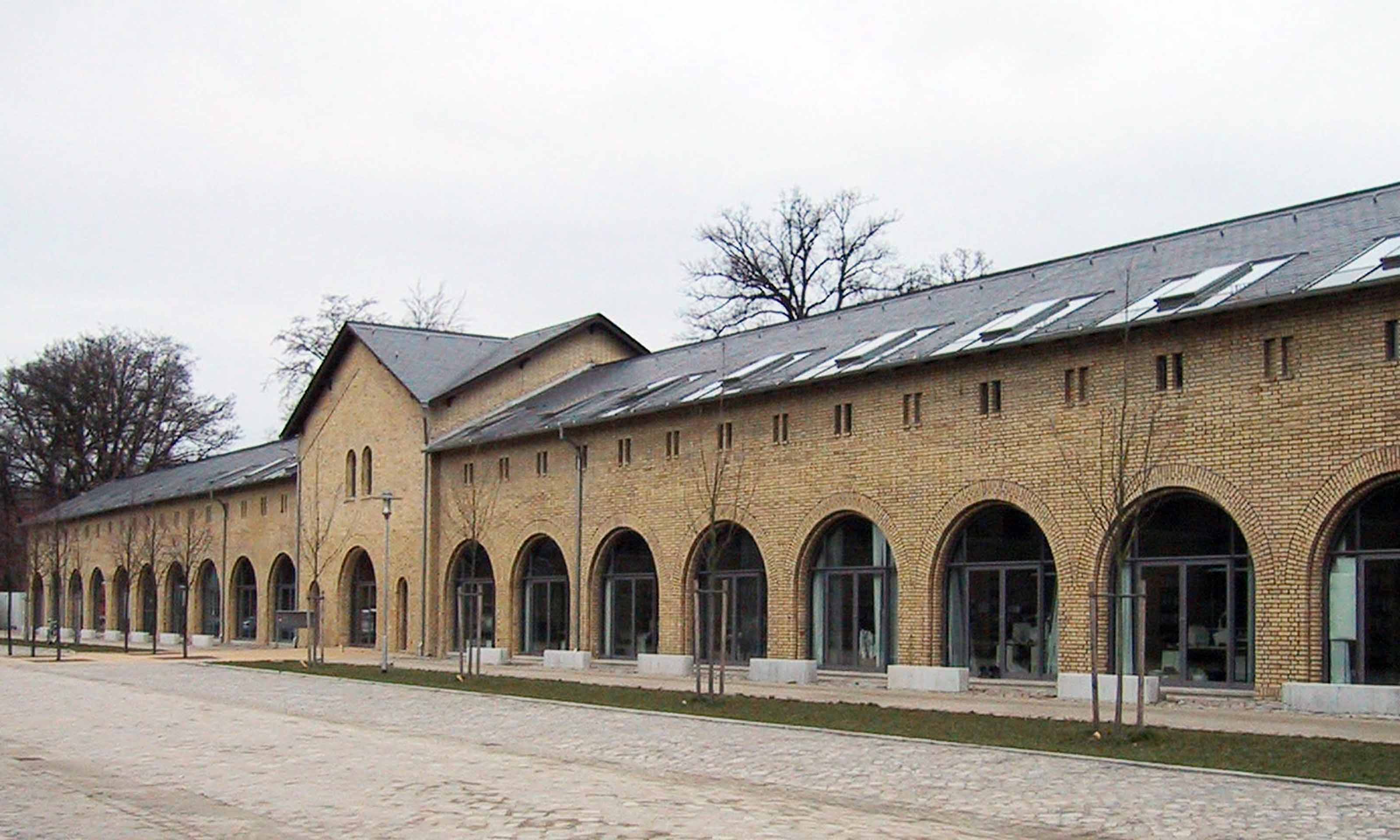 Umnutzung Denkmal: Garde Ulanen Kaserne in Potsdam