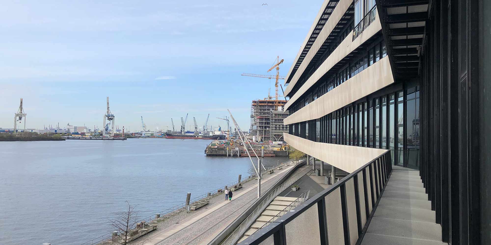 HCU mit Hafen